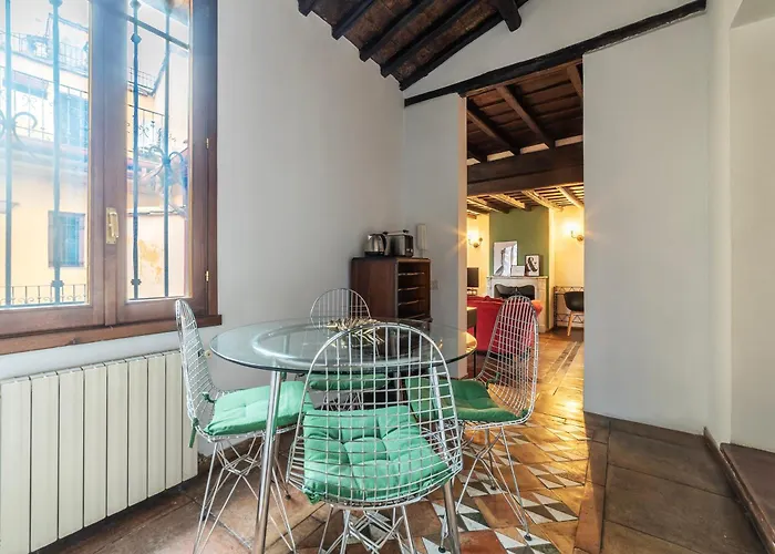 Appartement Guesthost - Cozy Trevi Romance