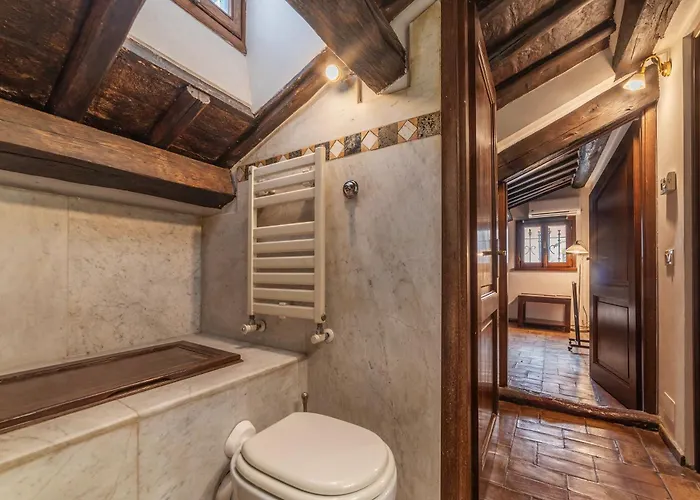 Guesthost - Cozy Trevi Romance Appartement *