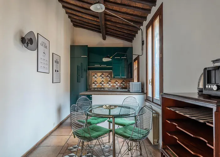 Guesthost - Cozy Trevi Romance Appartement Rome